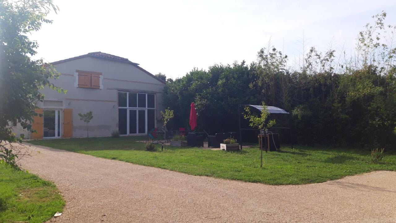 Les Chambres De Lili Saint-Loup  Exterior photo